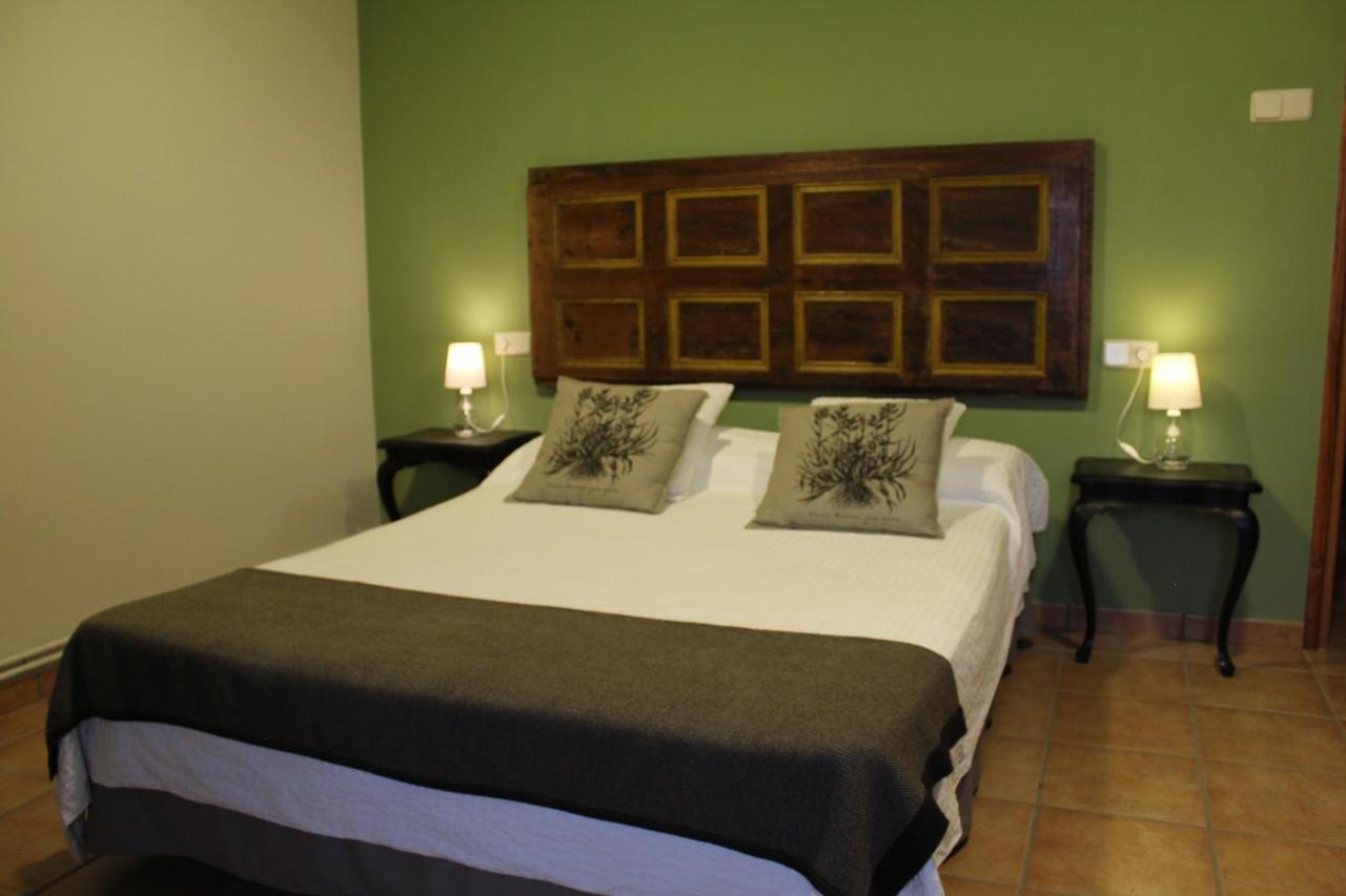 Castell De Ceuro. Hotel Rural Ogern 외부 사진