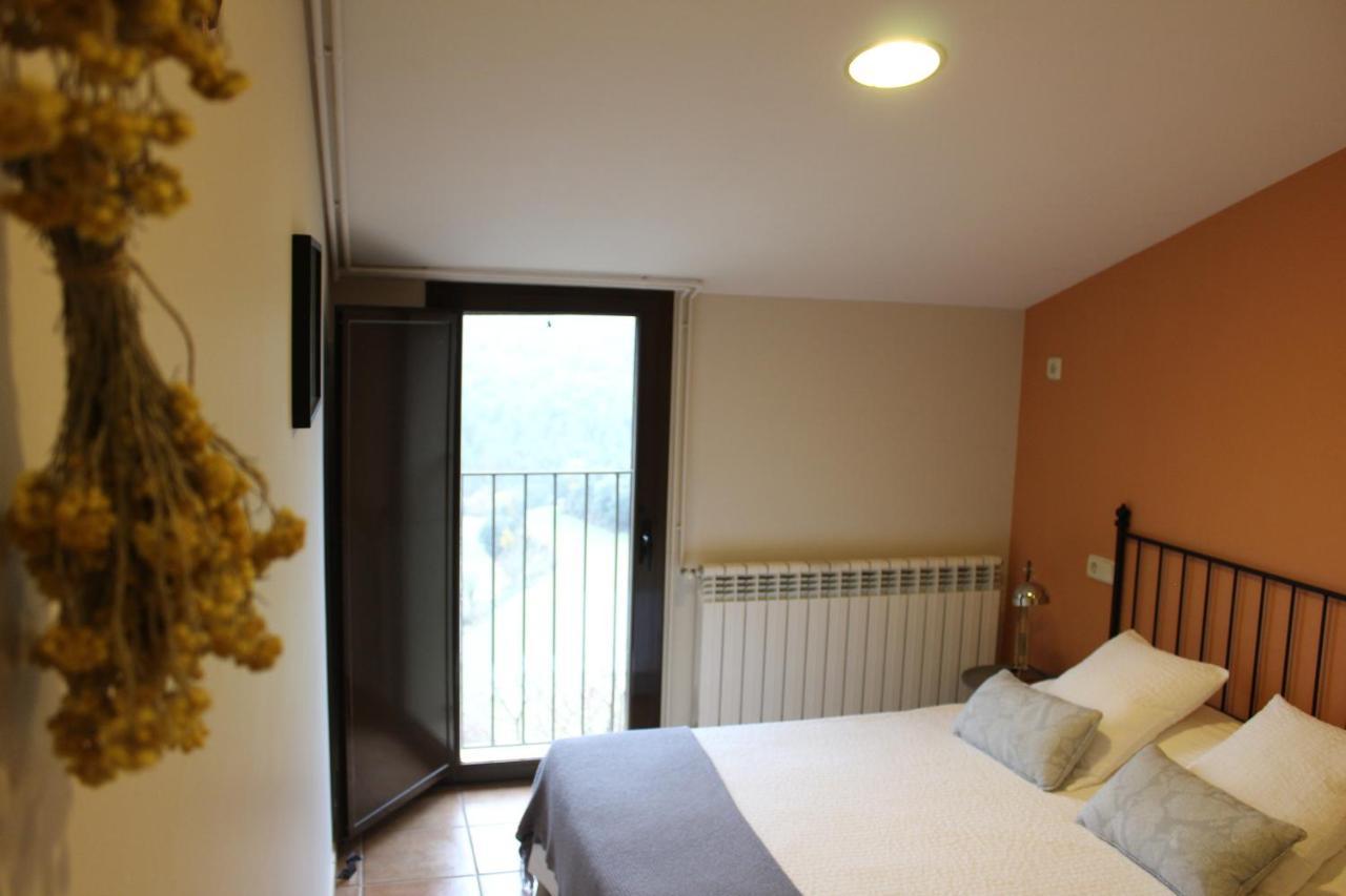 Castell De Ceuro. Hotel Rural Ogern 외부 사진